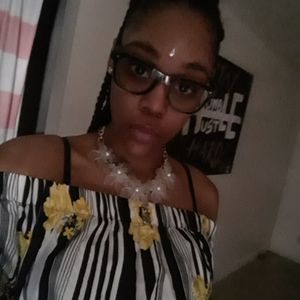 Meet your Posher, Sherrie